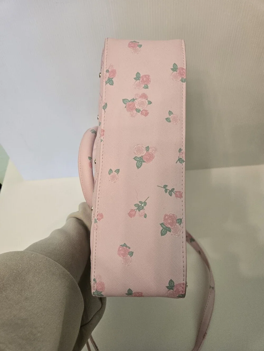 Under One Sky Pink Purse, Crossbody Straps, Pompom, Roses And Hearts, Quilted